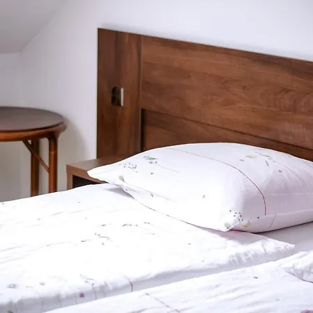 Bed & Breakfast Europa 3*